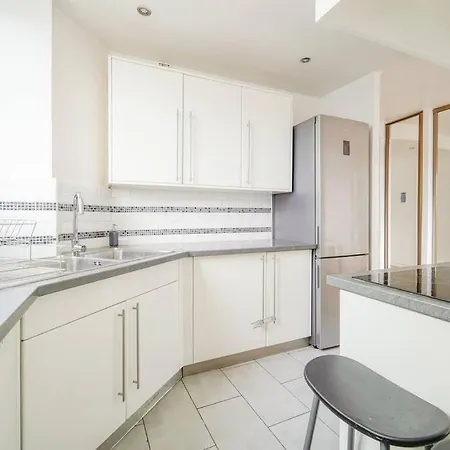 Spacieux 17eme Arrondissement - Ii Apartman *
