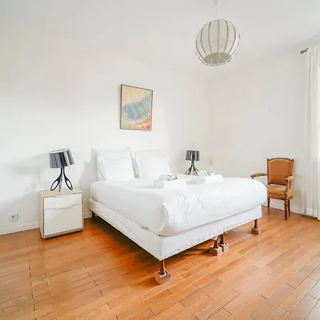 Apartman Spacieux 17eme Arrondissement - Ii *