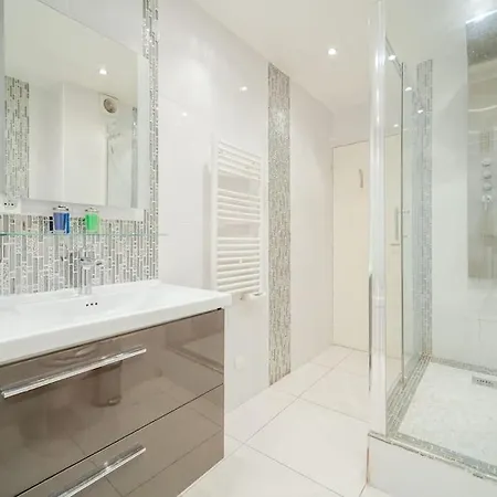 Apartman Spacieux 17eme Arrondissement - Ii *