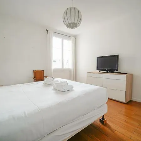 Apartman Spacieux 17eme Arrondissement - Ii *